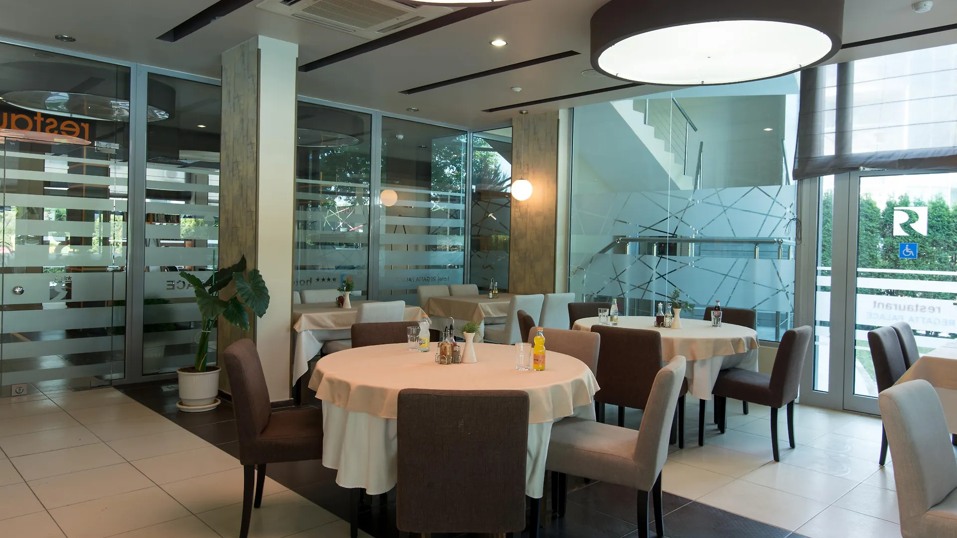 Regata Palace Hotel 써니비치
